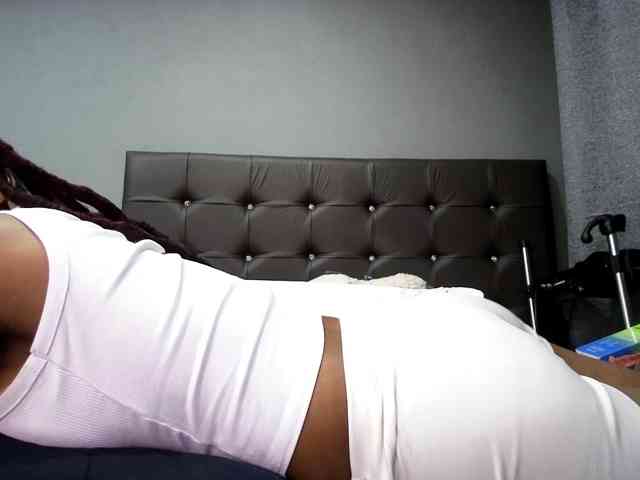 Ntombie-one4u webcam
