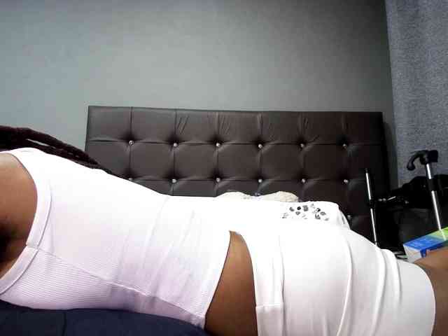 Ntombie-one4u webcam