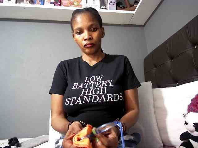 Ntombie-one4u webcam