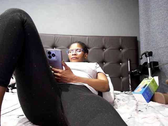 Ntombie-one4u webcam