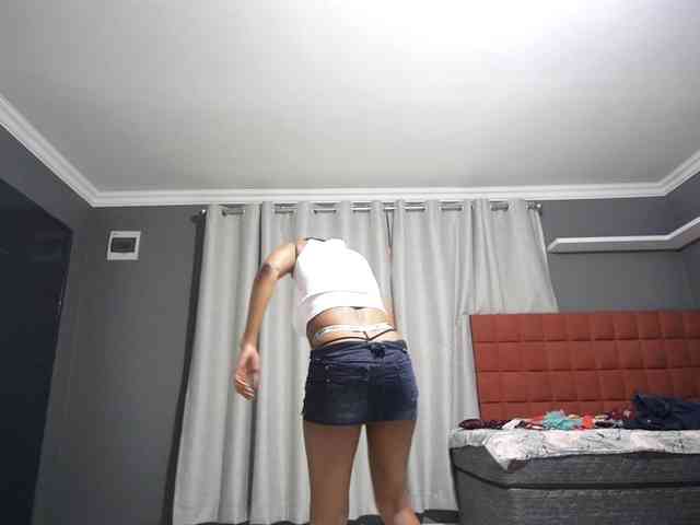 Ntombie-one4u webcam