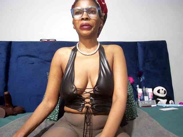 Model: Ntombie
