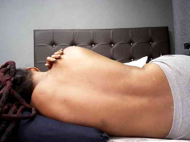 Ntombie-one4u webcam