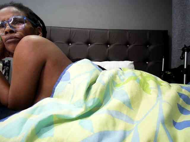 Ntombie-one4u webcam