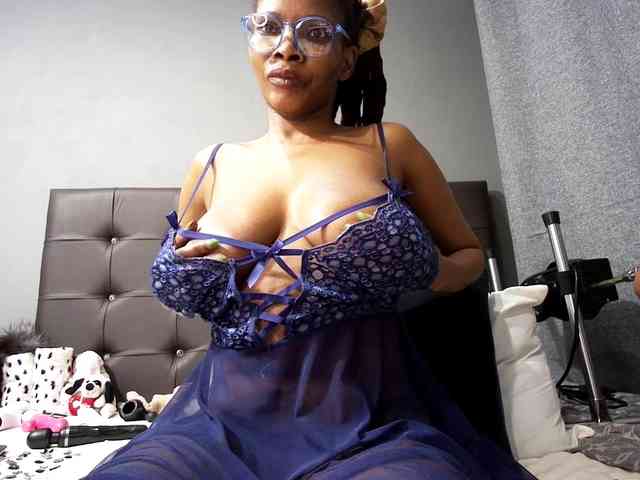 Ntombie-one4u webcam