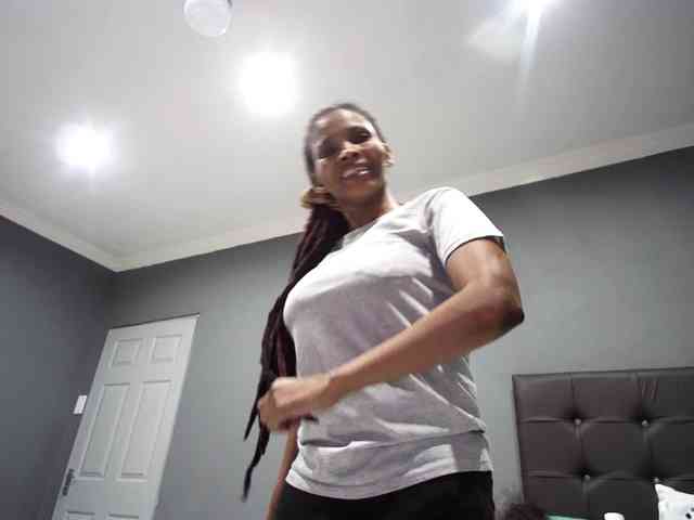 Ntombie-one4u webcam