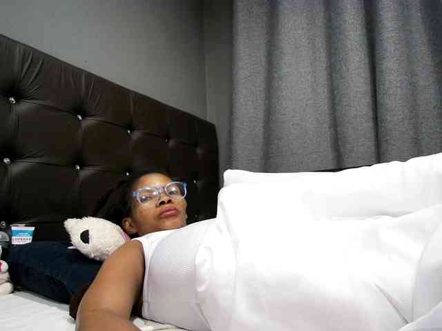 Ntombie-De-NaughtyLover