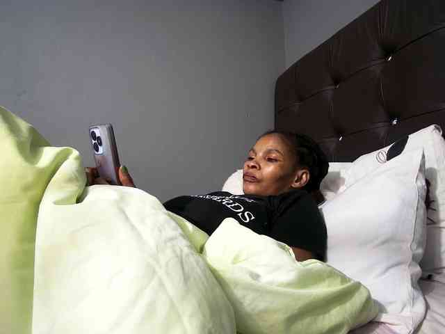 Ntombie-one4u webcam