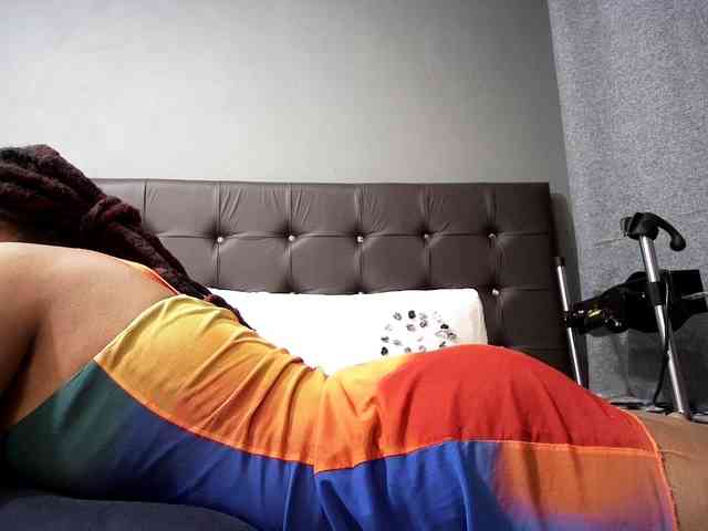 Ntombie-one4u webcam