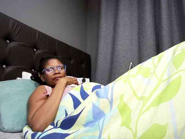 Ntombie-one4u webcam