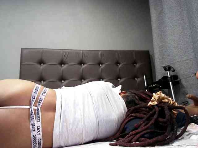 Ntombie-one4u webcam