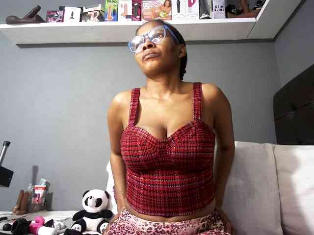 Ntombie-one4u webcam