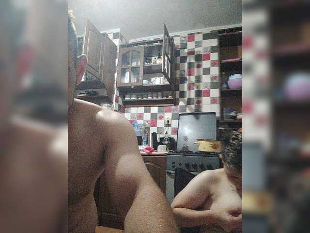 Femeli2045 live cam on BongaCams