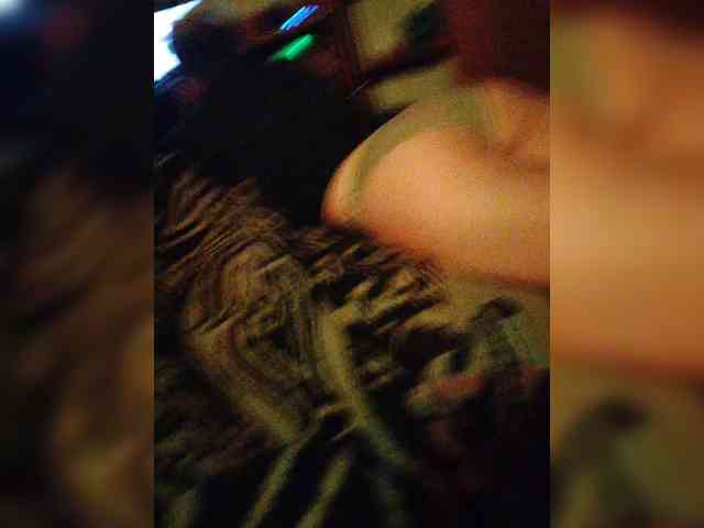 Femeli2045 webcam