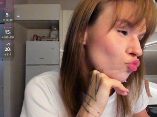 LisaDaniels Porn Show