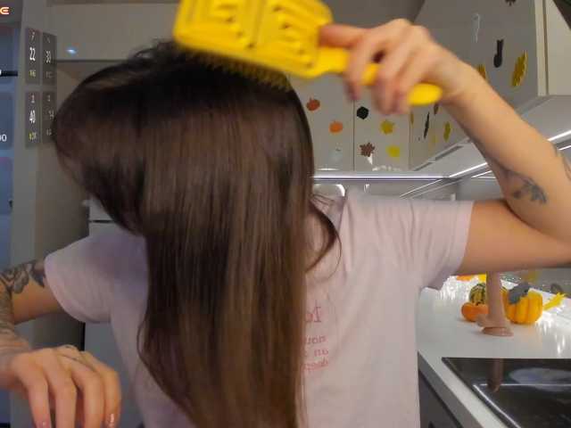 LisaDaniels live cam