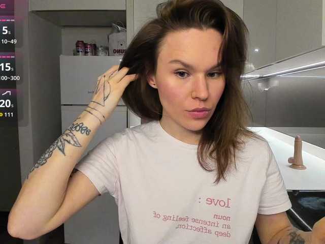 LisaDaniels live cam on BongaCams