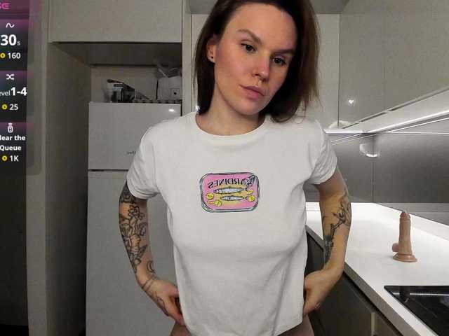 LisaDaniels's BongaCams show and profile