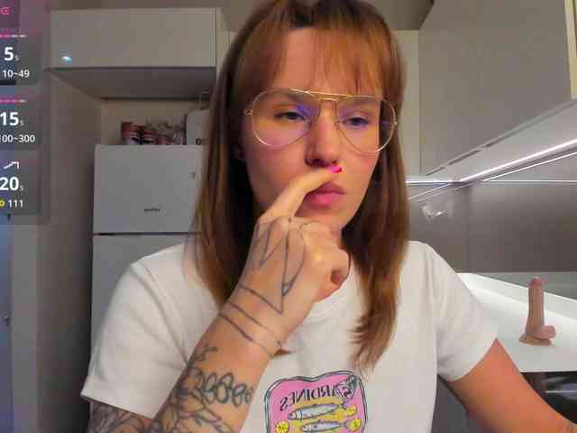 LisaDaniels webcam