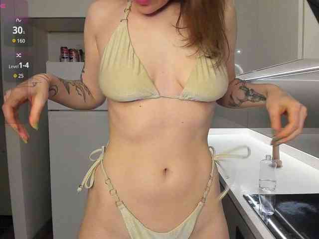 LisaDaniels webcam