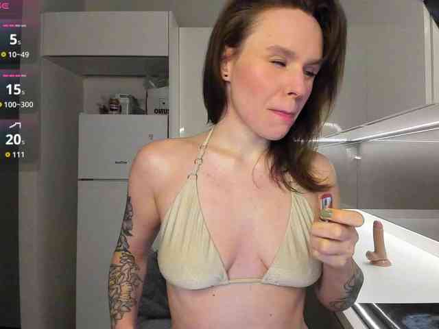 LisaDaniels webcam