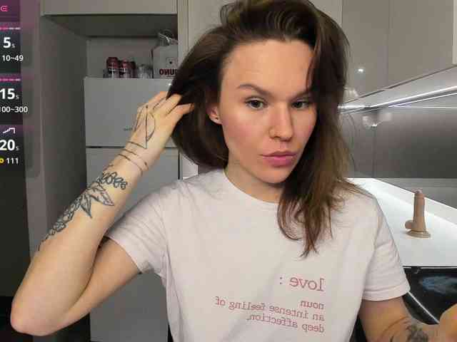 LisaDaniels webcam