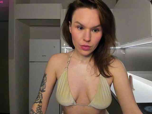 LisaDaniels webcam