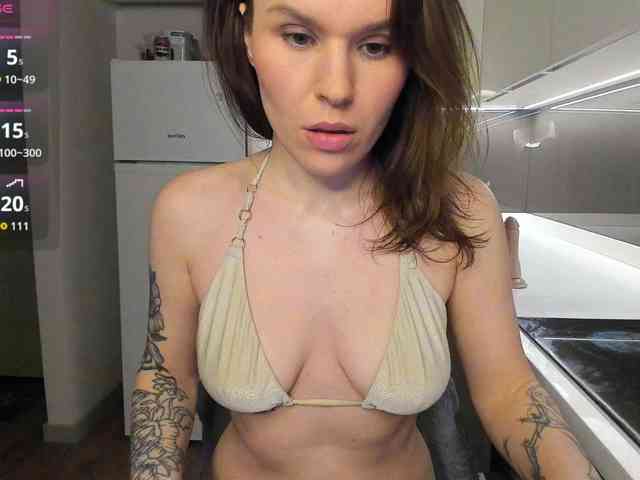 LisaDaniels webcam