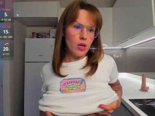 LisaDaniels webcam