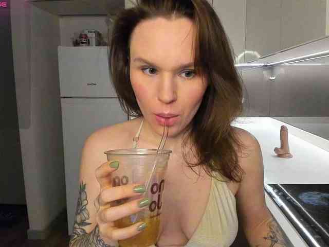 LisaDaniels webcam