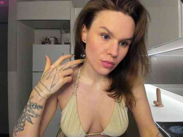 LisaDaniels webcam