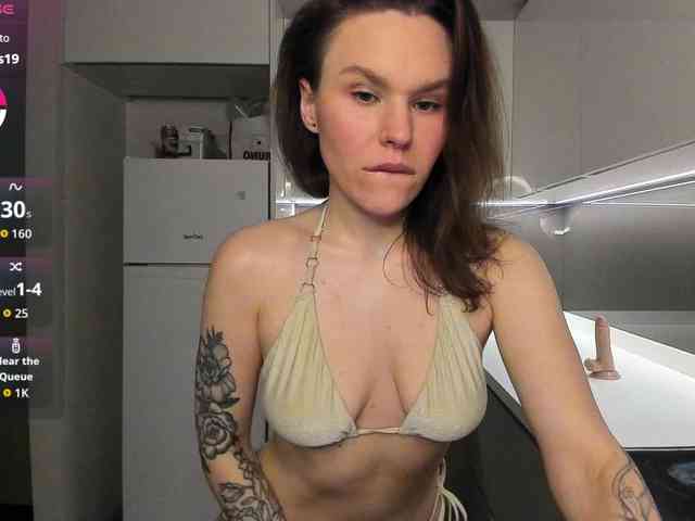 LisaDaniels webcam