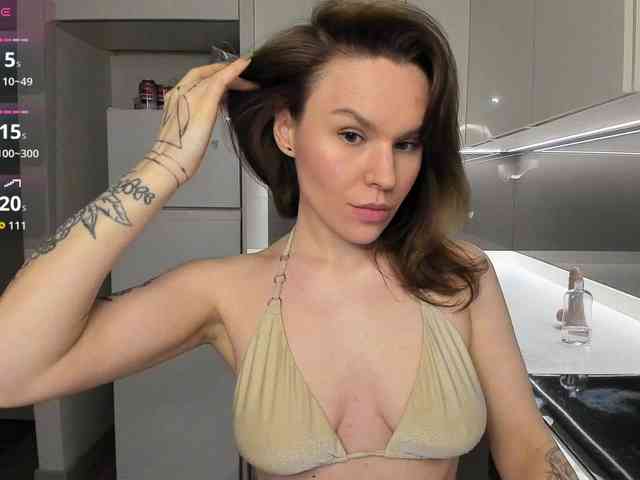 LisaDaniels webcam
