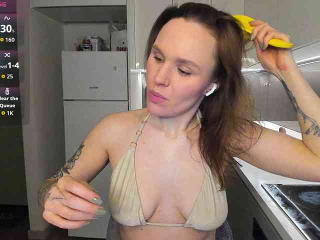 LisaDaniels webcam