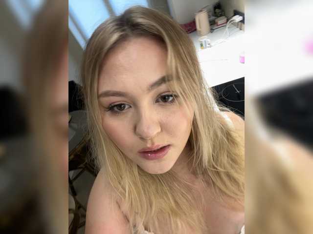 SunshineEmma live cam on BongaCams