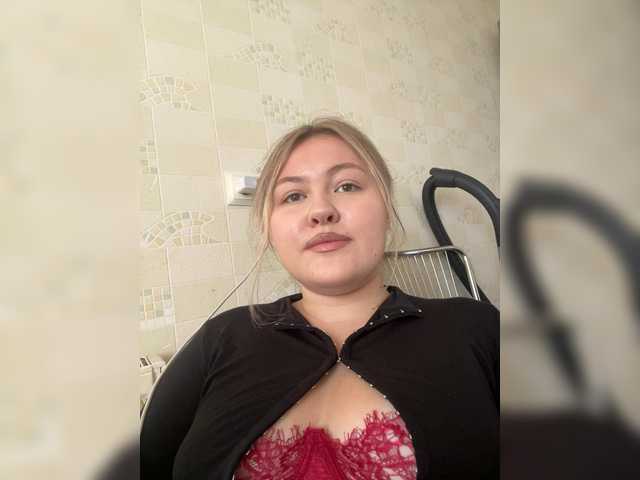 SunshineEmma live cam on BongaCams
