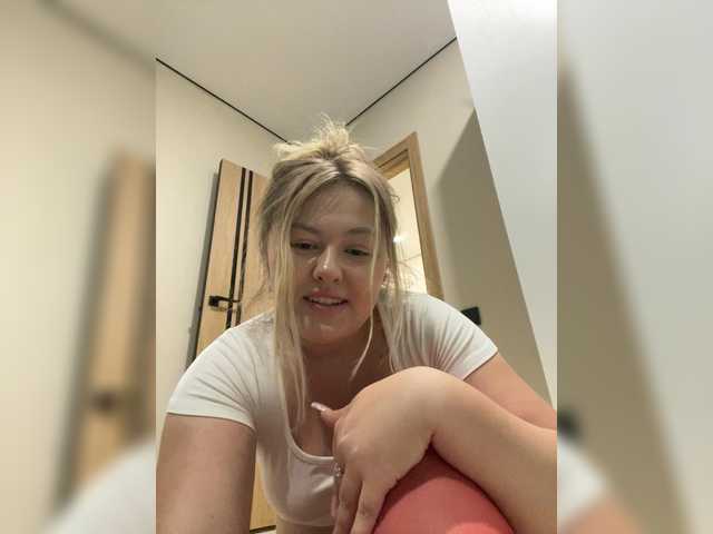 SunshineEmma live cam on BongaCams