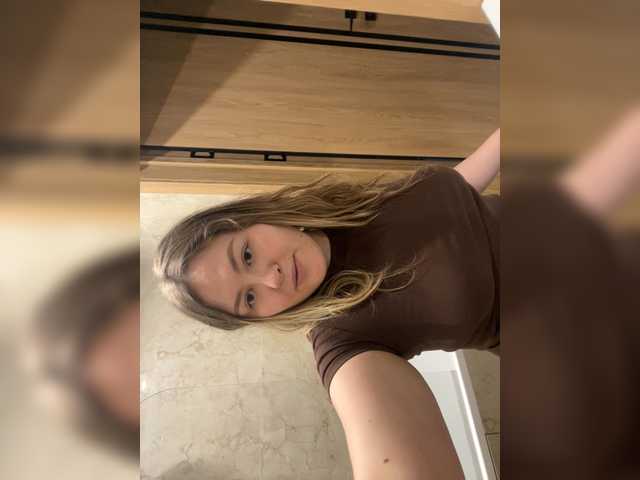 SunshineEmma live cam on BongaCams