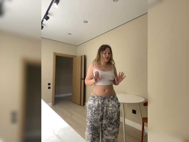 SunshineEmma live cam on BongaCams