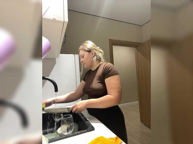 SunshineEmma live cam on BongaCams