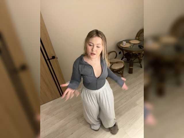 SunshineEmma live cam on BongaCams