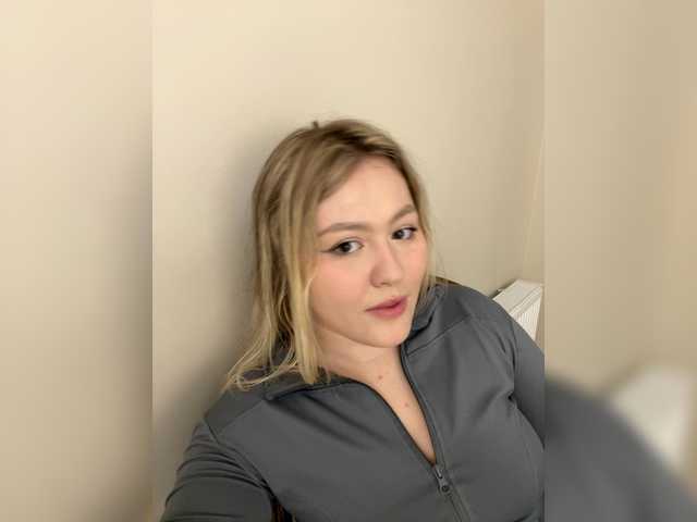 SunshineEmma live cam on BongaCams