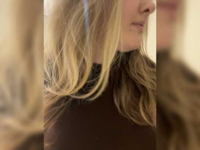 SunshineEmma live cam on BongaCams
