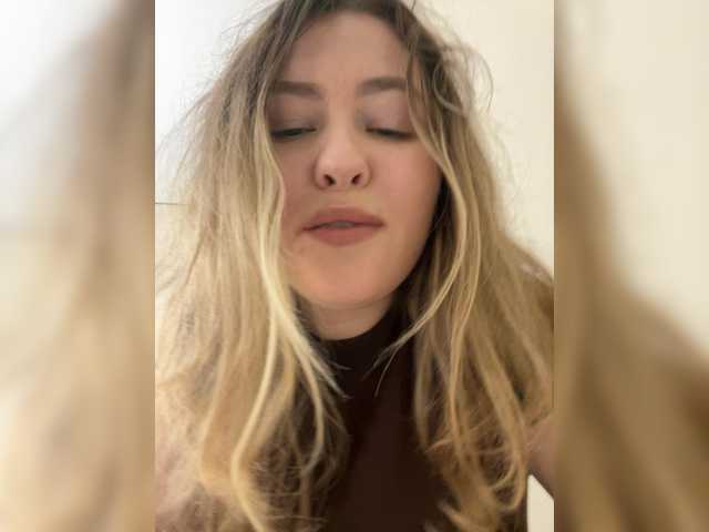 SunshineEmma live cam on BongaCams