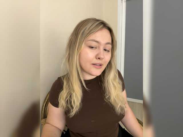 SunshineEmma live cam on BongaCams