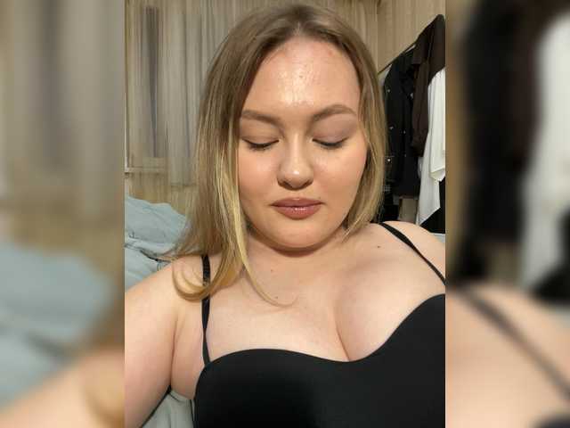 SunshineEmma live cam on BongaCams