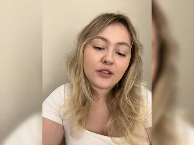 SunshineEmma live cam on BongaCams
