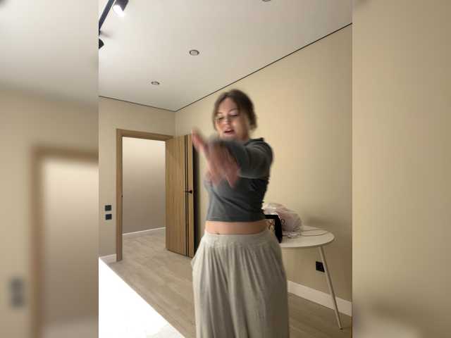 SunshineEmma live cam on BongaCams