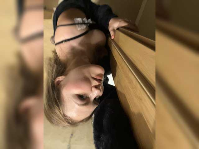 SunshineEmma live cam on BongaCams
