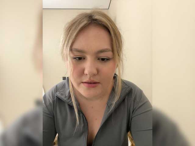 SunshineEmma live cam on BongaCams